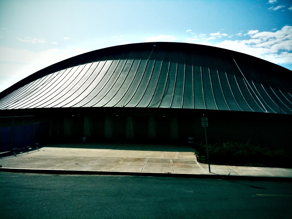 David S. Ingalls Skating Rink / Eero Saarinen | Classics On Architecture Lab 9 David s. Ingalls skating rink / eero saarinen | classics on architecture lab