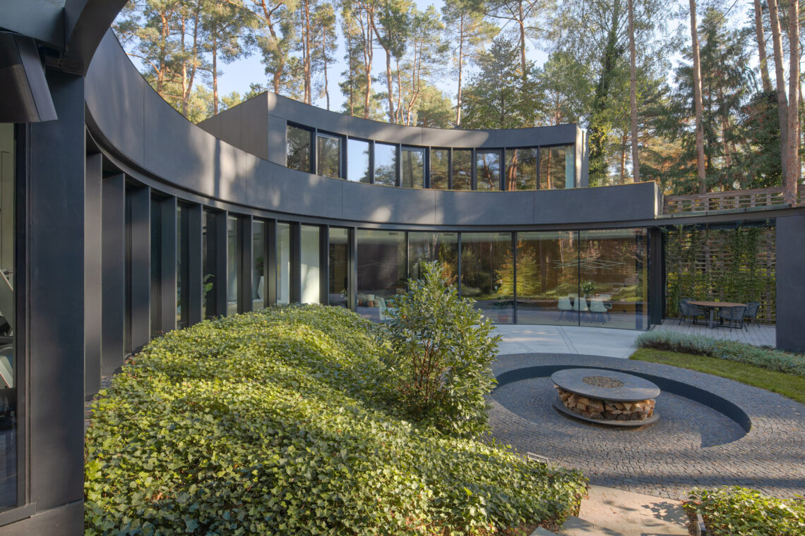 House with a glade / 77studio architektury