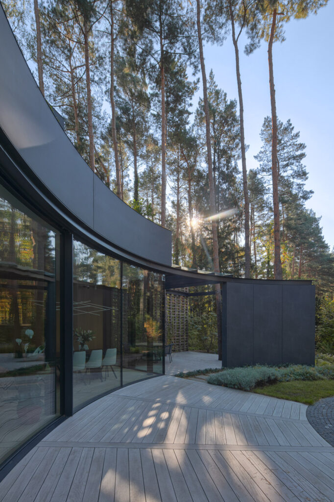 House with a glade / 77studio architektury
