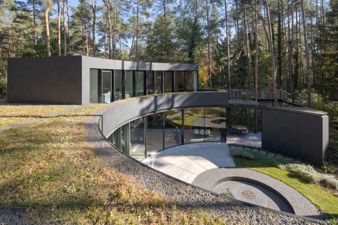 House with a glade / 77studio architektury
