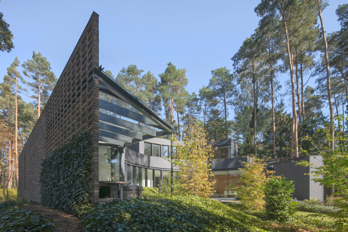 House with a glade / 77studio architektury