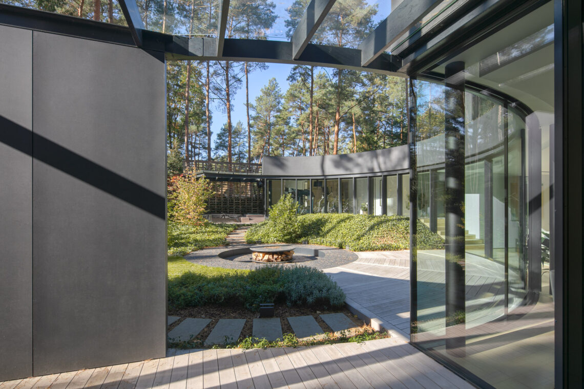 House with a glade / 77studio architektury