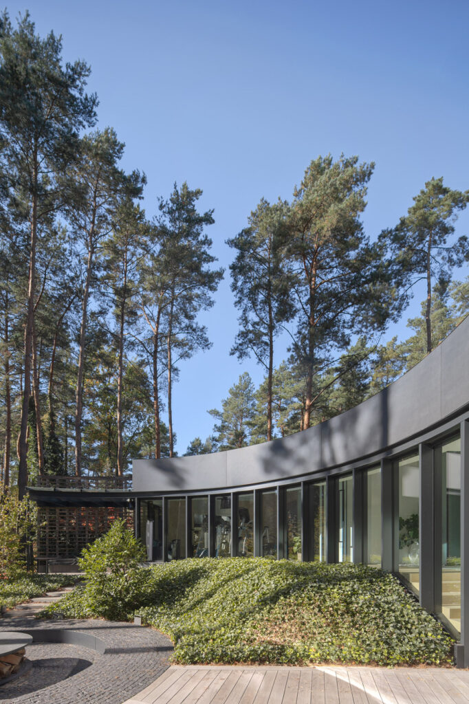 House with a glade / 77studio architektury