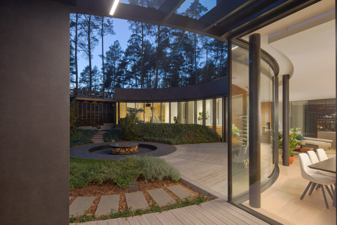House with a glade / 77studio architektury
