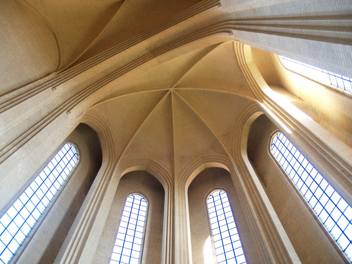 Grundtvig's church / peder vilhelm jensen-klint | classics on architecture lab