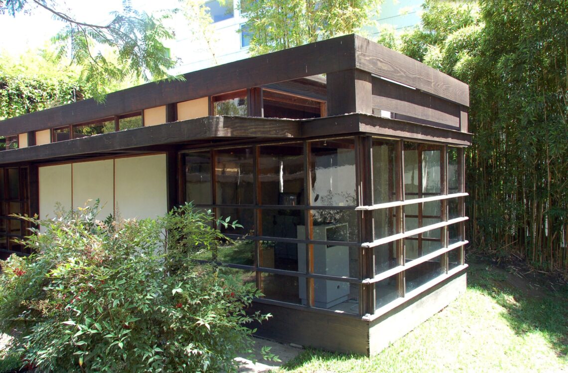 Kings road house / rudolf schindler | classics on architecture lab
