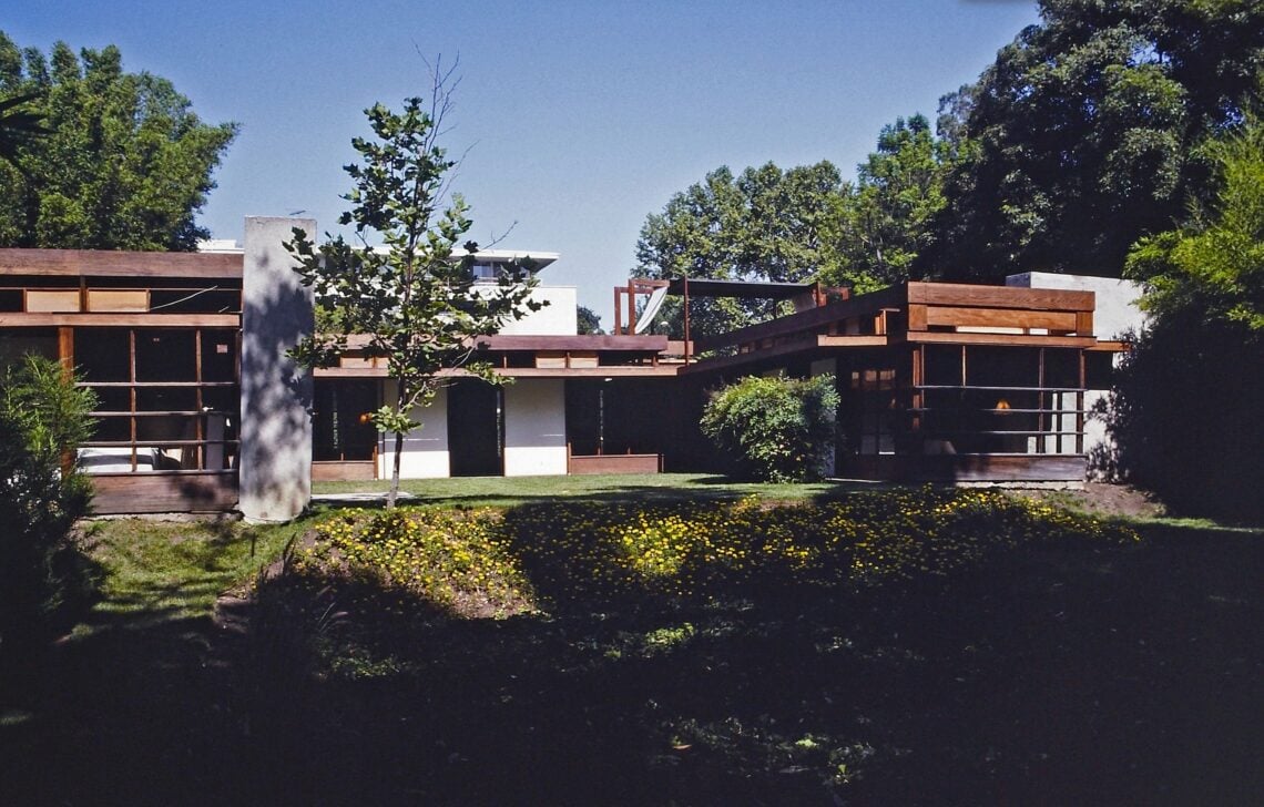 Kings road house / rudolf schindler | classics on architecture lab
