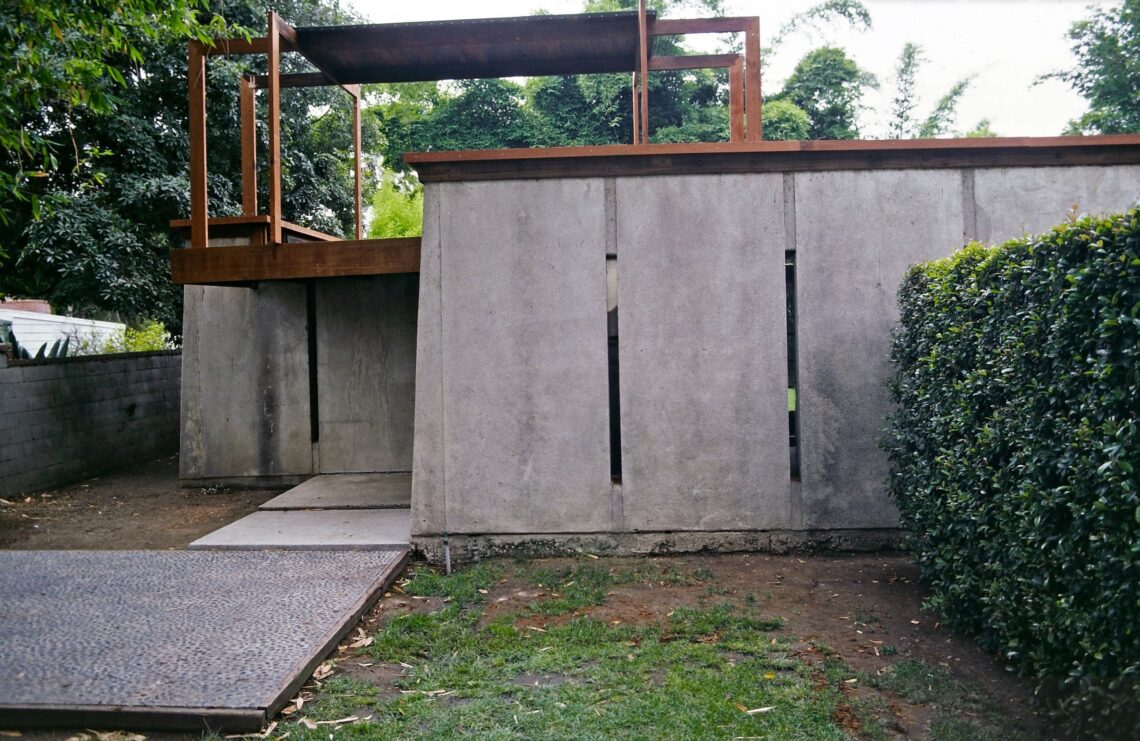 Kings road house / rudolf schindler | classics on architecture lab