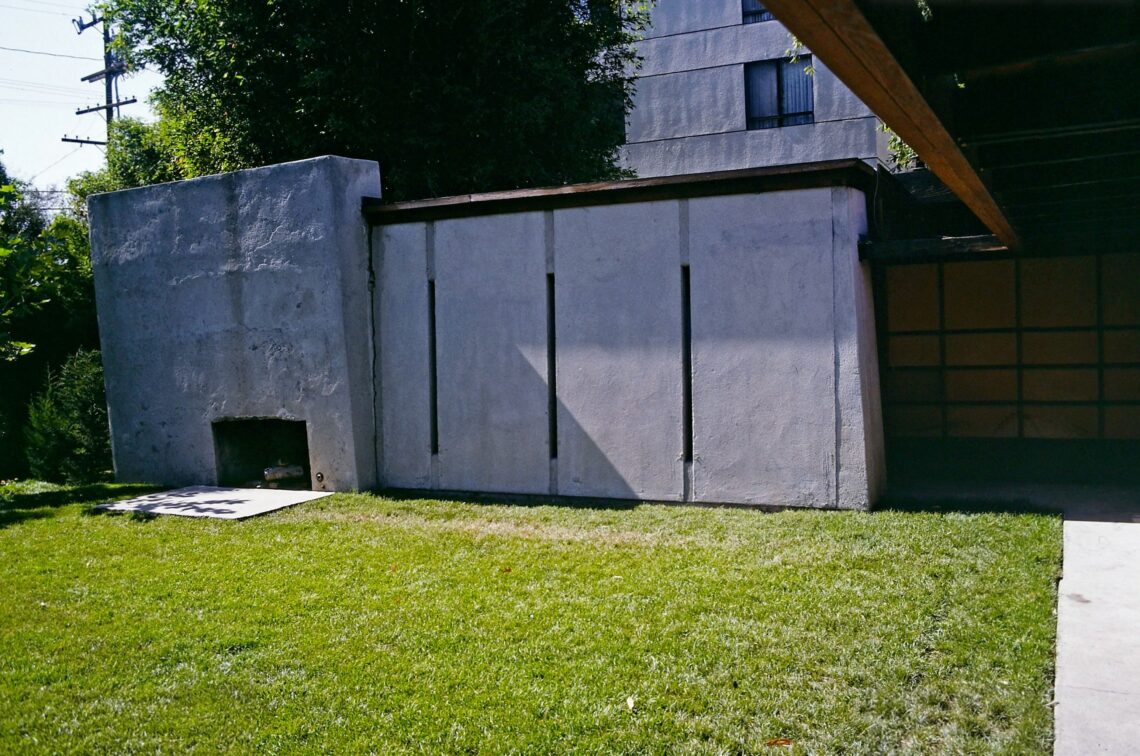 Kings road house / rudolf schindler | classics on architecture lab