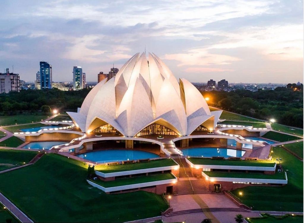 Lotus temple / fariborz sahba | classics on architecture lab