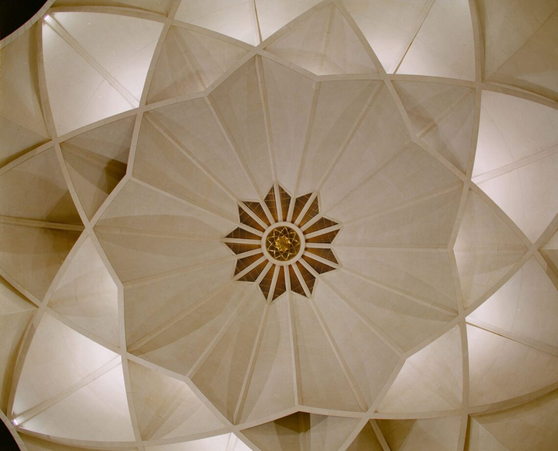 Lotus temple / fariborz sahba | classics on architecture lab