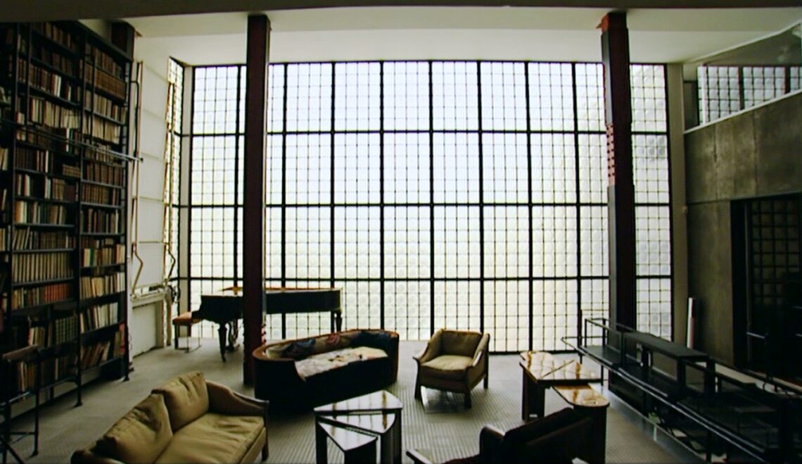 Maison de verre / pierre chareau + bernard bijvoet | classics on architecture lab