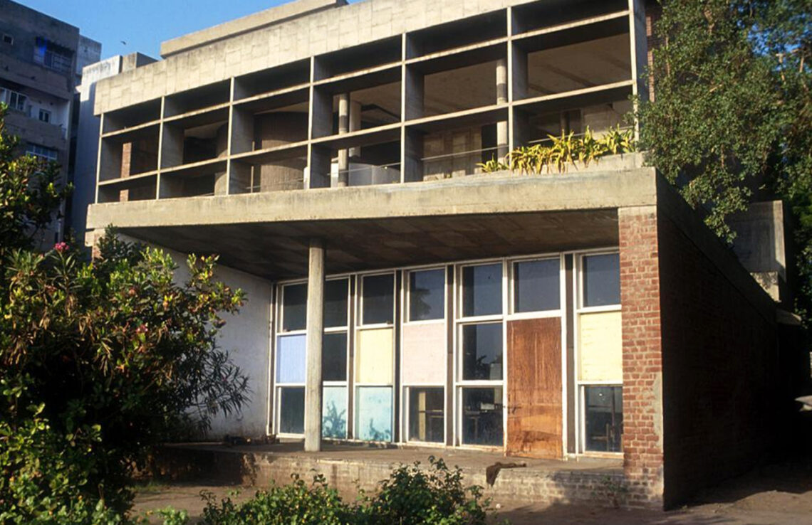 Mill owners' association building / le corbusier | classics on architecture lab