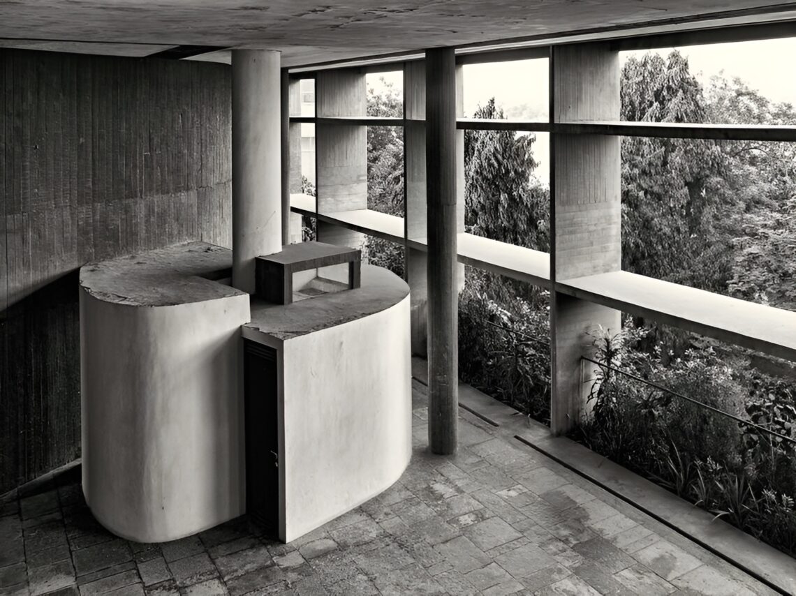 Mill owners' association building / le corbusier | classics on architecture lab