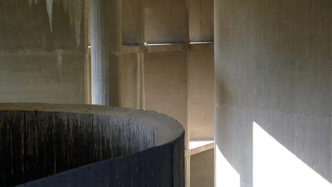 Mill owners' association building / le corbusier | classics on architecture lab