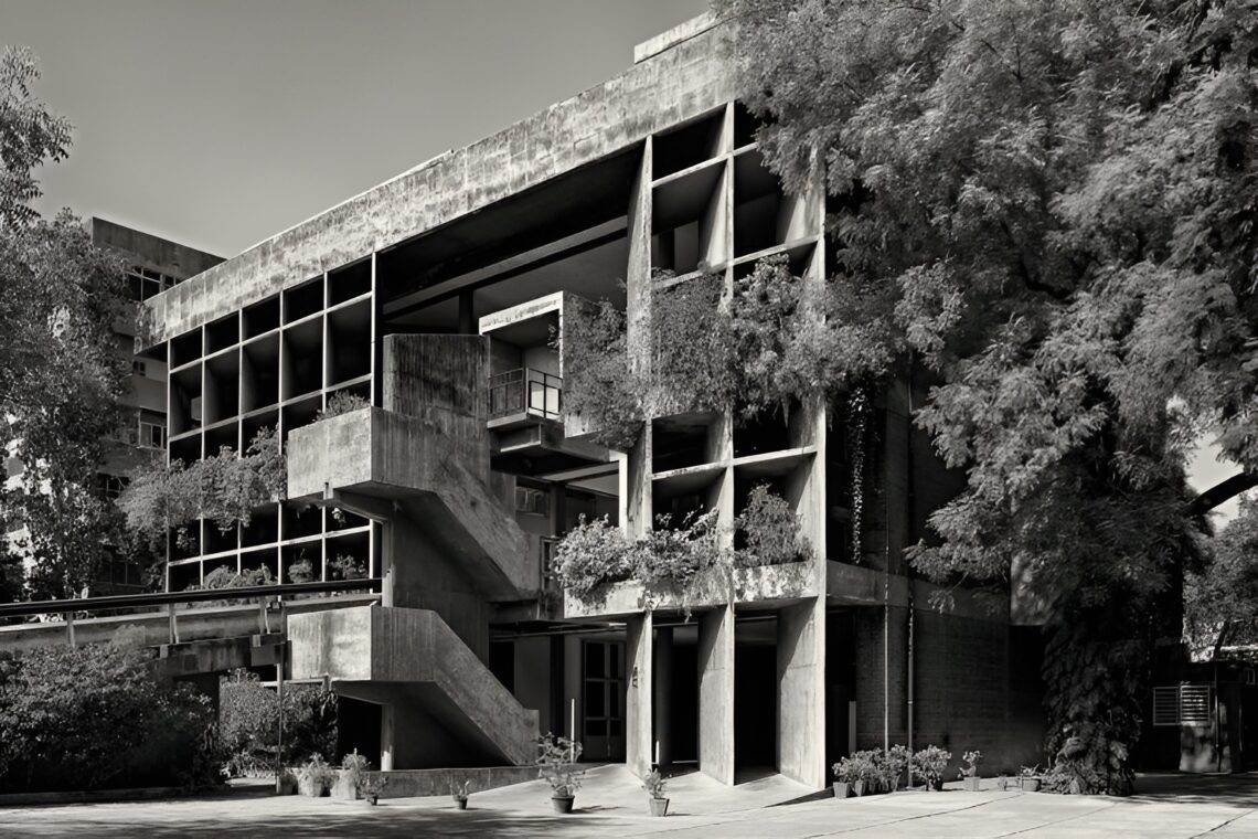 Mill owners' association building / le corbusier | classics on architecture lab
