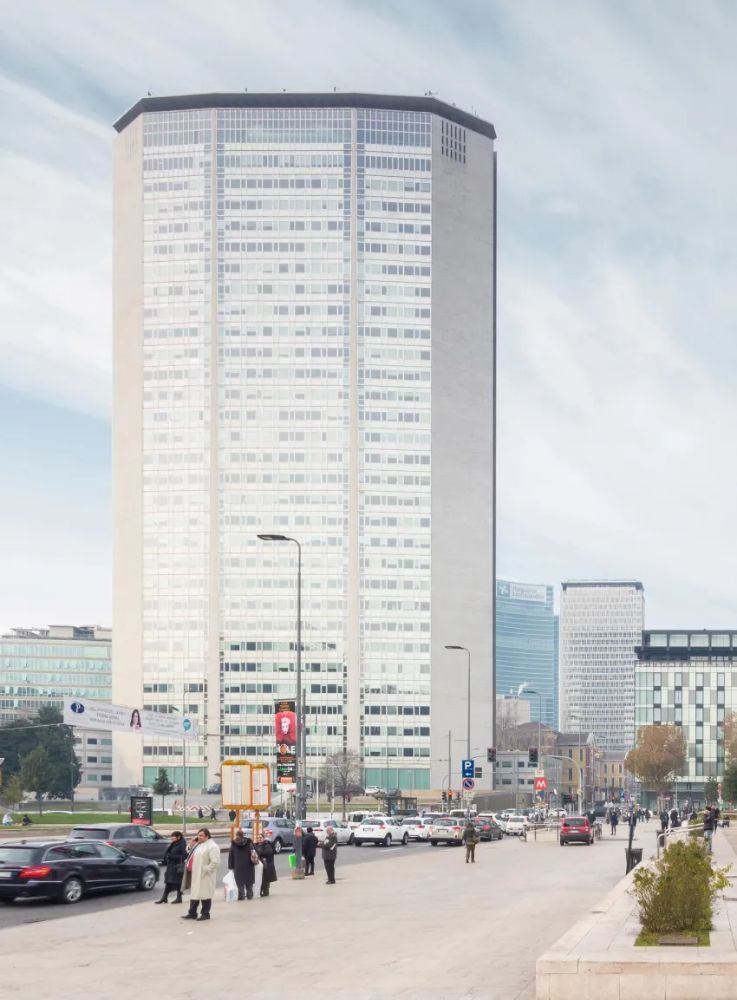 Pirelli Tower / Gio Ponti, Pier Luigi Nervi | Classics On Architecture Lab 57 Pirelli tower / gio ponti, pier luigi nervi | classics on architecture lab