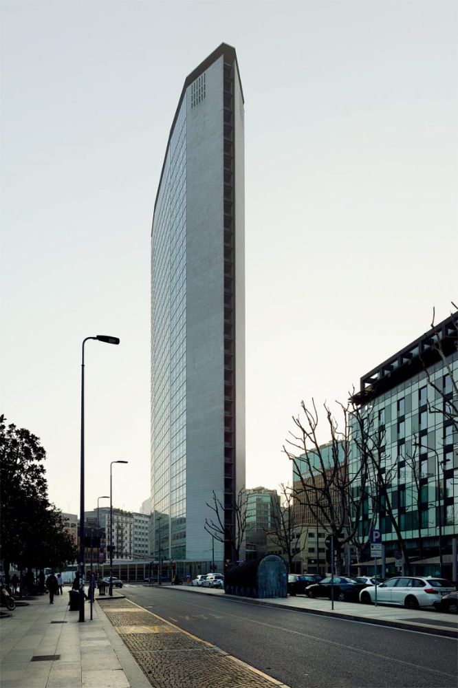 Pirelli Tower / Gio Ponti, Pier Luigi Nervi | Classics On Architecture Lab 66 Pirelli tower / gio ponti, pier luigi nervi | classics on architecture lab