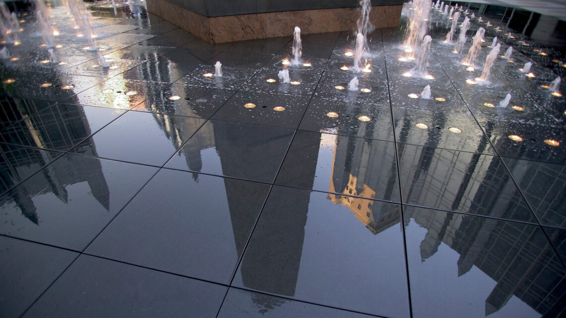 Ppg Place / John Burgee Architects With Philip Johnson | Classics On Architecture Lab 59 Ppg place / john burgee architects with philip johnson | classics on architecture lab