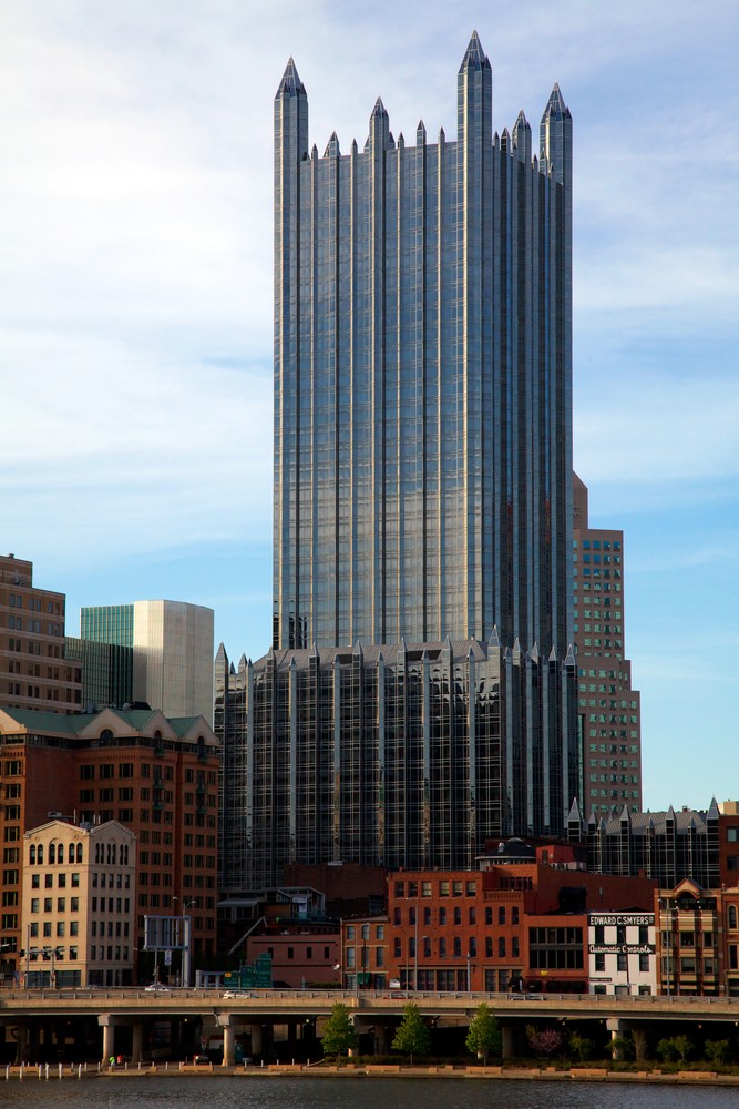 Ppg Place / John Burgee Architects With Philip Johnson | Classics On Architecture Lab 33 Ppg place / john burgee architects with philip johnson | classics on architecture lab