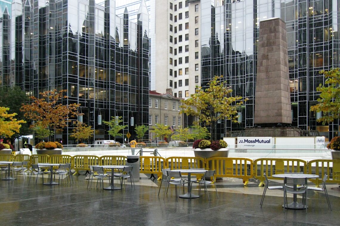 Ppg Place / John Burgee Architects With Philip Johnson | Classics On Architecture Lab 18 Ppg place / john burgee architects with philip johnson | classics on architecture lab
