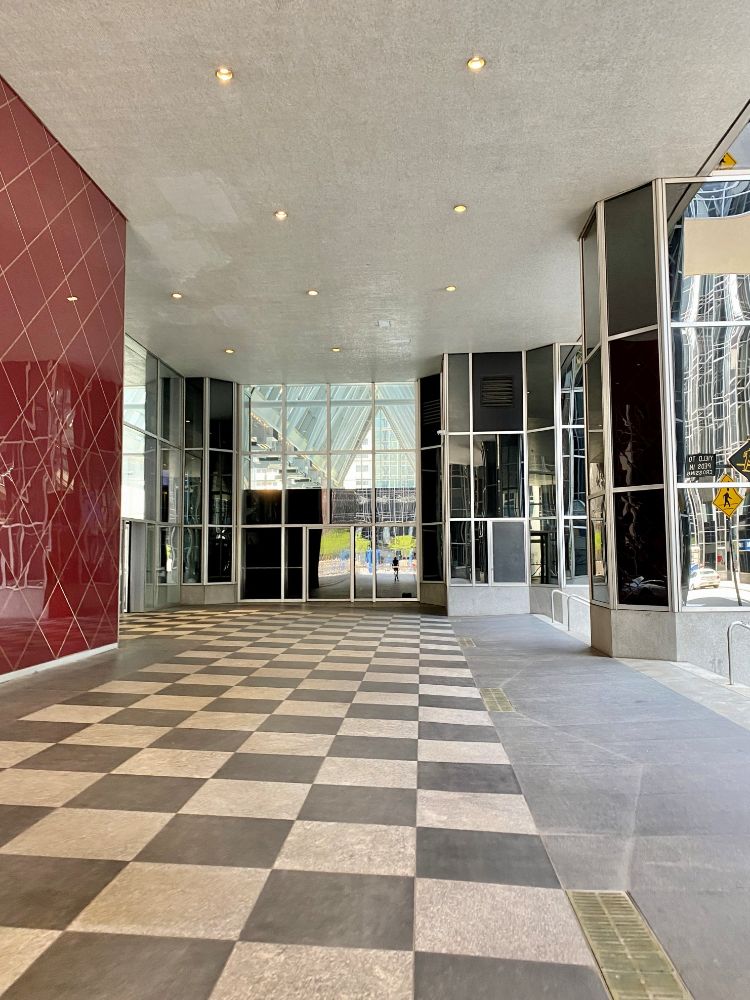 Ppg Place / John Burgee Architects With Philip Johnson | Classics On Architecture Lab 57 Ppg place / john burgee architects with philip johnson | classics on architecture lab