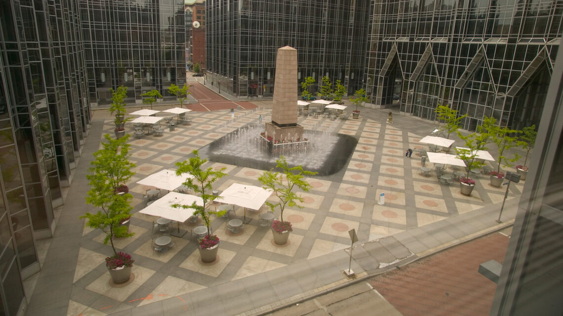 Ppg Place / John Burgee Architects With Philip Johnson | Classics On Architecture Lab 42 Ppg place / john burgee architects with philip johnson | classics on architecture lab