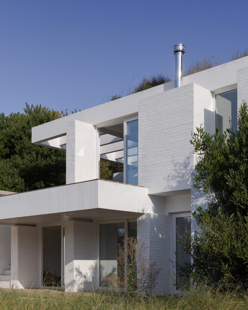 House H6 / Taranti Arq Studio 16 House h6 / taranti arq studio