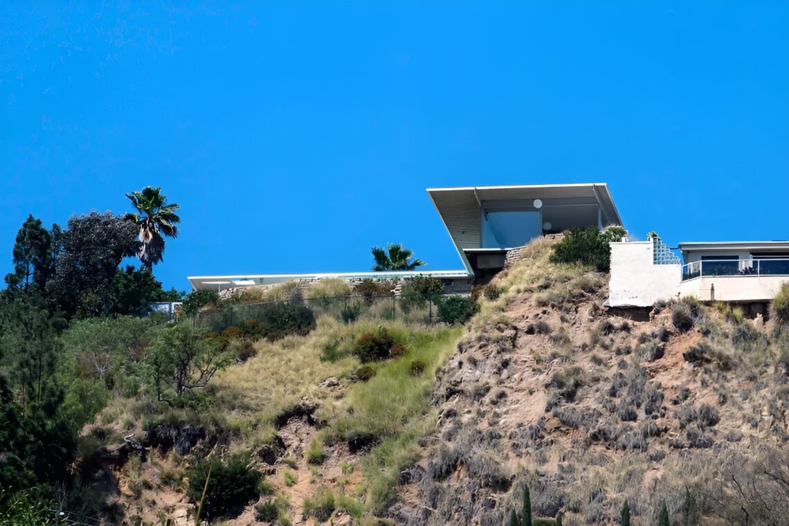 Stahl house / pierre koenig | classics on architecture lab