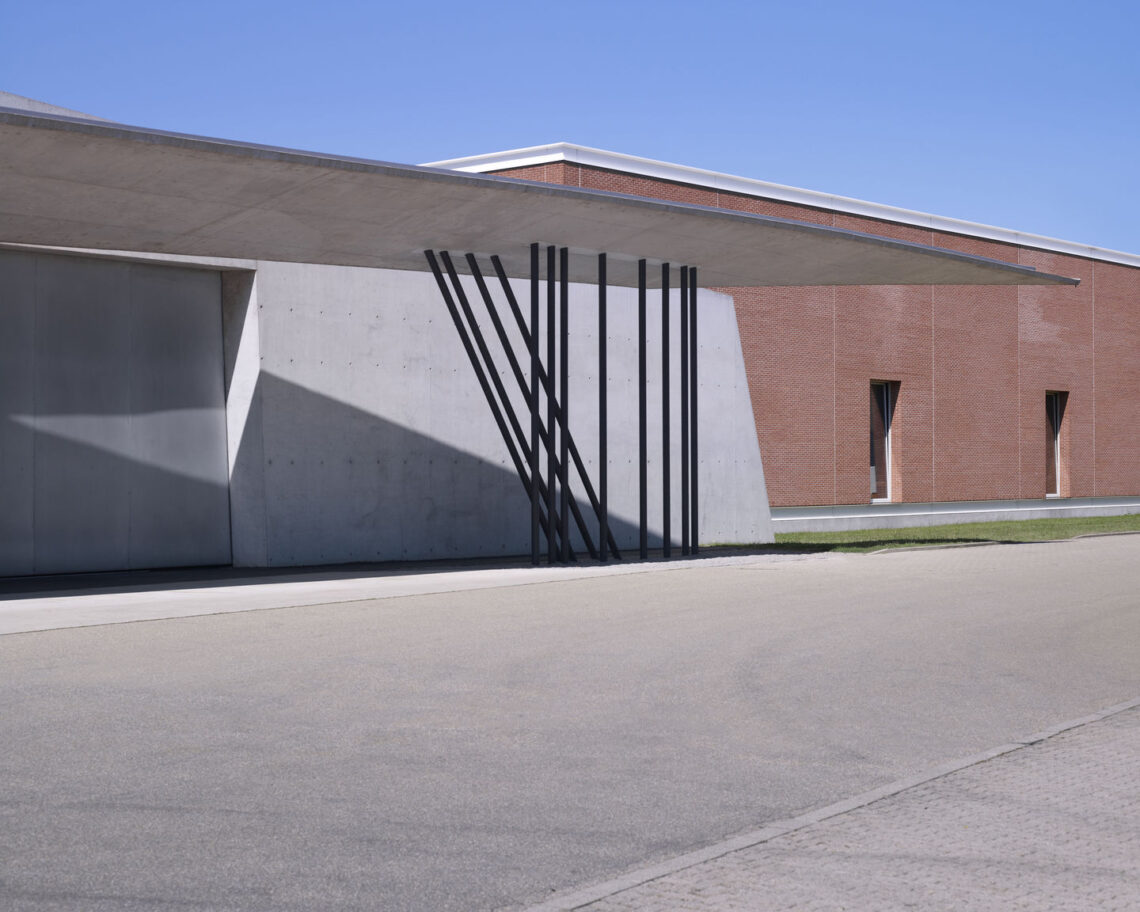 Vitra fire station / zaha hadid | classics on architecture lab