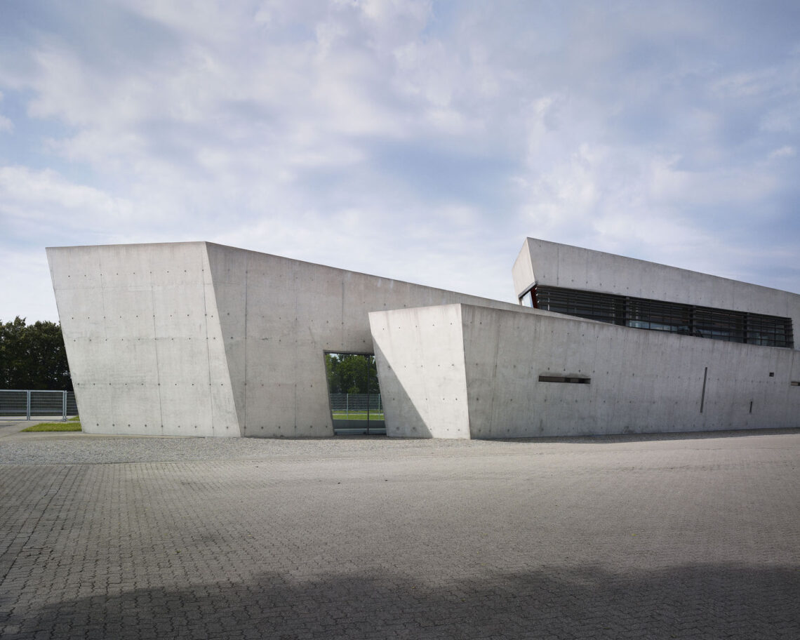 Vitra fire station / zaha hadid | classics on architecture lab