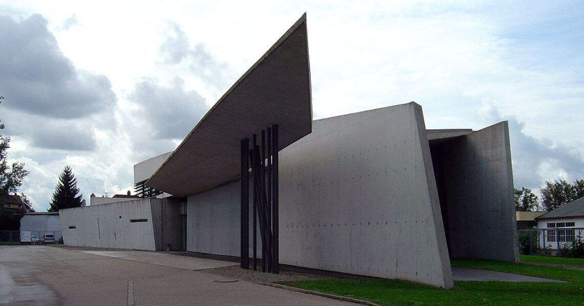 Vitra fire station / zaha hadid | classics on architecture lab