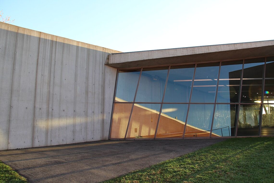Vitra fire station / zaha hadid | classics on architecture lab
