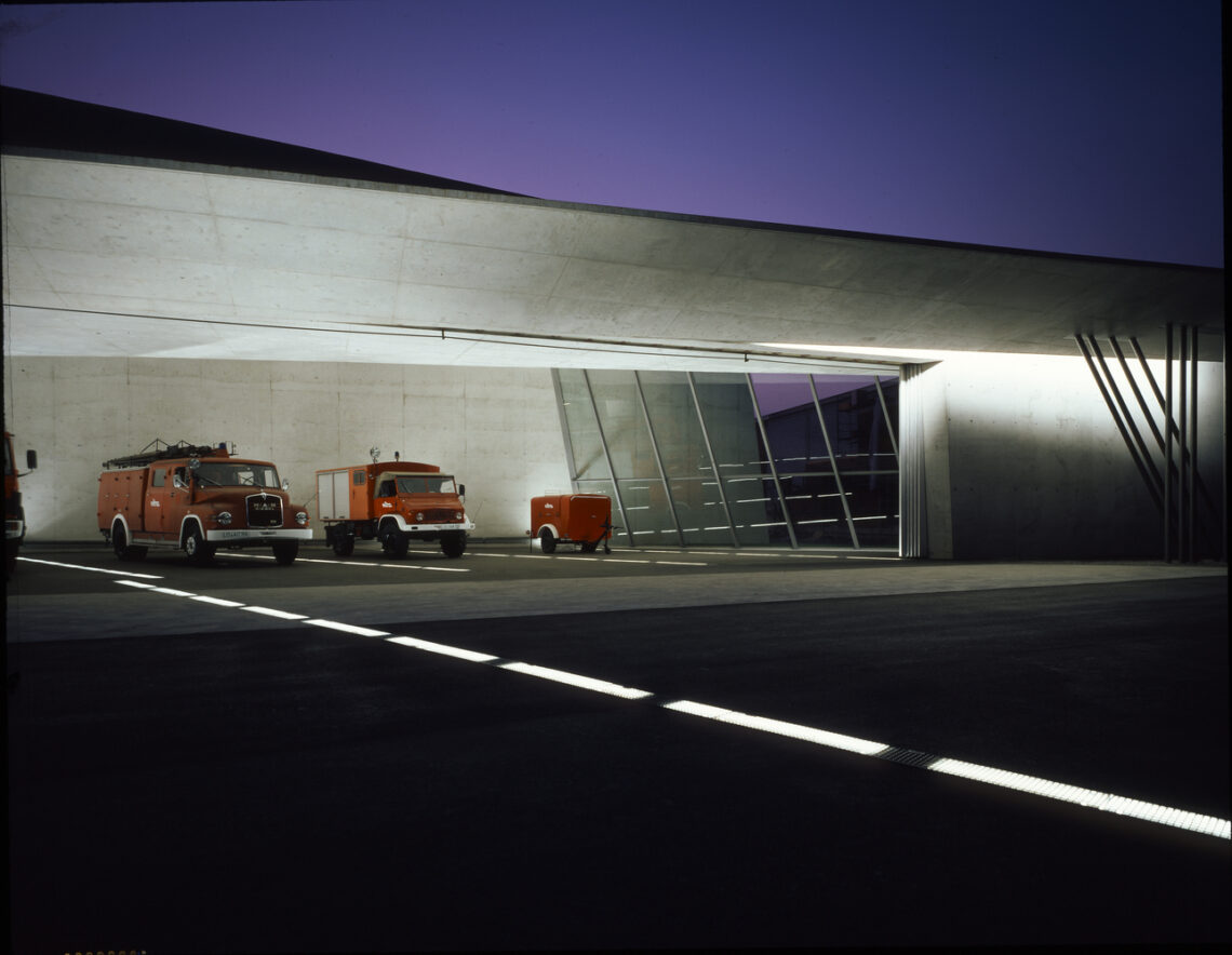 Vitra fire station / zaha hadid | classics on architecture lab