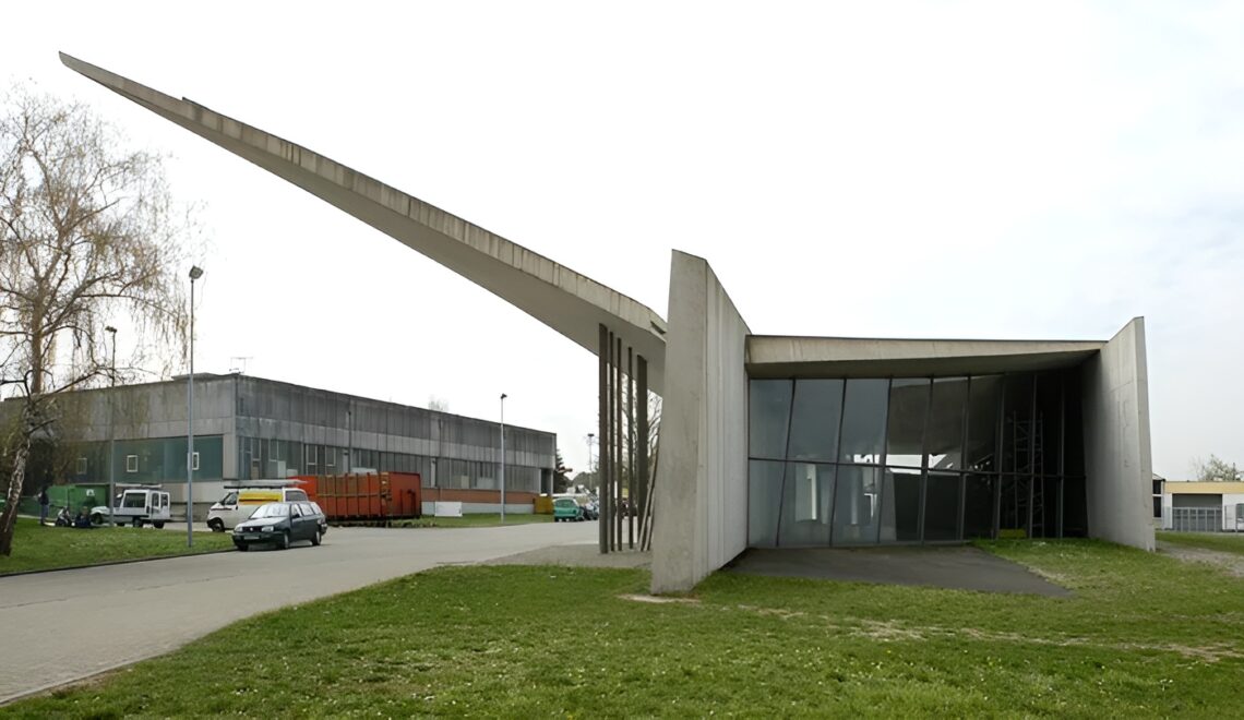 Vitra fire station / zaha hadid | classics on architecture lab