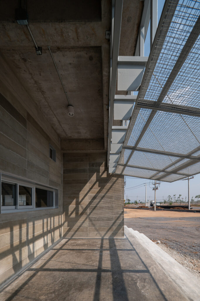 Lpp rice grading center and laboratory / phtaa living design