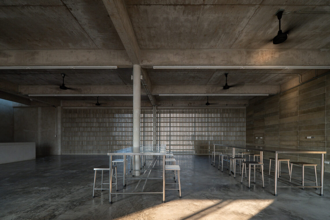 Lpp rice grading center and laboratory / phtaa living design