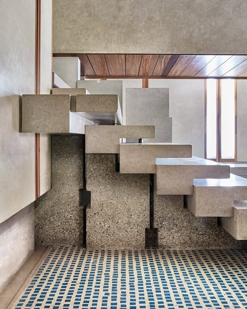 Carlo scarpas negozio olivetti 1957 a jewel of modernist venice. Suspended staircases terraz 1