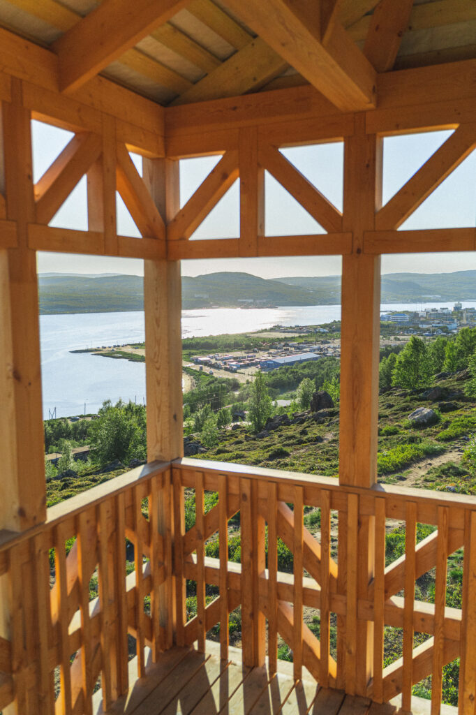 Kola Bay Lighthouse Viewpoint / Evgeny Makarenko Timber Architecture Workshop 22 Kola bay lighthouse viewpoint / evgeny makarenko timber architecture workshop