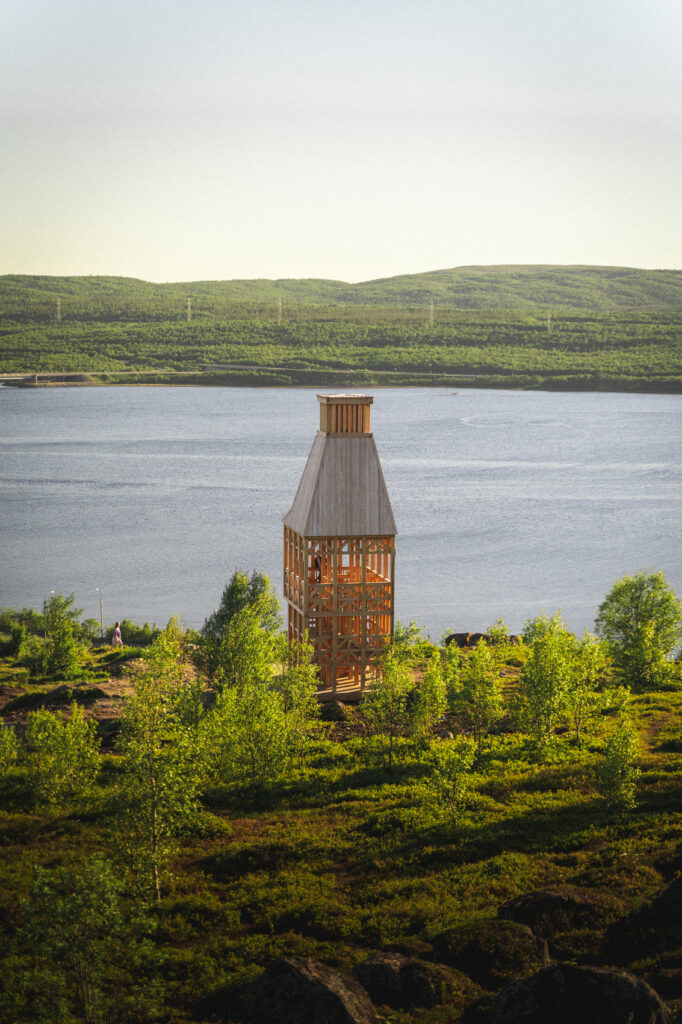 Kola Bay Lighthouse Viewpoint / Evgeny Makarenko Timber Architecture Workshop 13 Kola bay lighthouse viewpoint / evgeny makarenko timber architecture workshop
