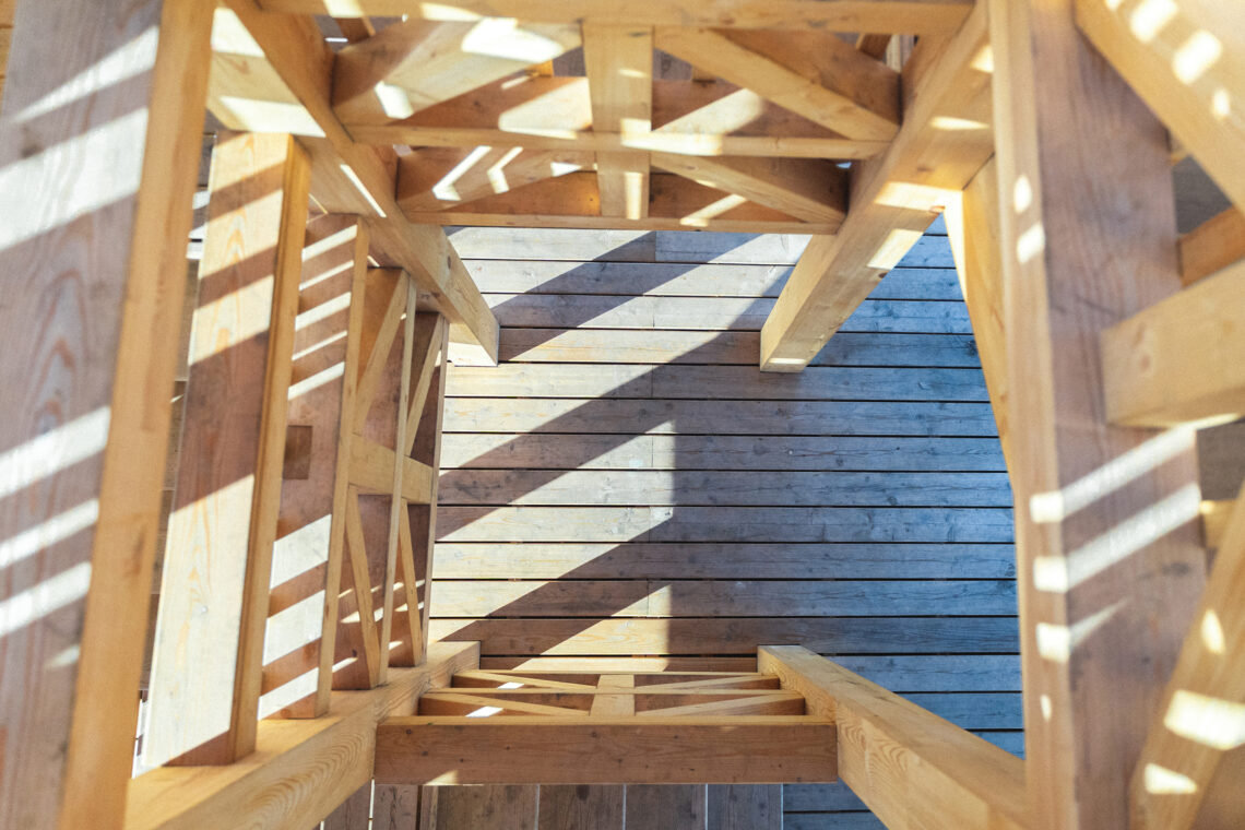 Kola Bay Lighthouse Viewpoint / Evgeny Makarenko Timber Architecture Workshop 3 Kola bay lighthouse viewpoint / evgeny makarenko timber architecture workshop