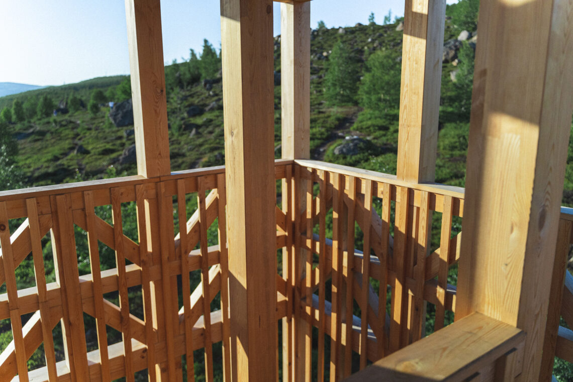 Kola Bay Lighthouse Viewpoint / Evgeny Makarenko Timber Architecture Workshop 2 Kola bay lighthouse viewpoint / evgeny makarenko timber architecture workshop