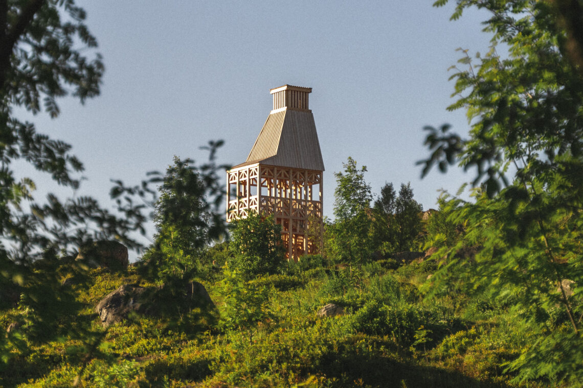 Kola Bay Lighthouse Viewpoint / Evgeny Makarenko Timber Architecture Workshop 33 Kola bay lighthouse viewpoint / evgeny makarenko timber architecture workshop