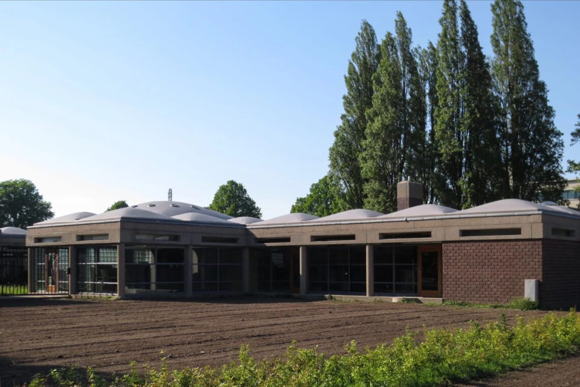 Amsterdam Orphanage / Aldo Van Eyck | Classics On Architecture Lab 57 Amsterdam orphanage / aldo van eyck | classics on architecture lab