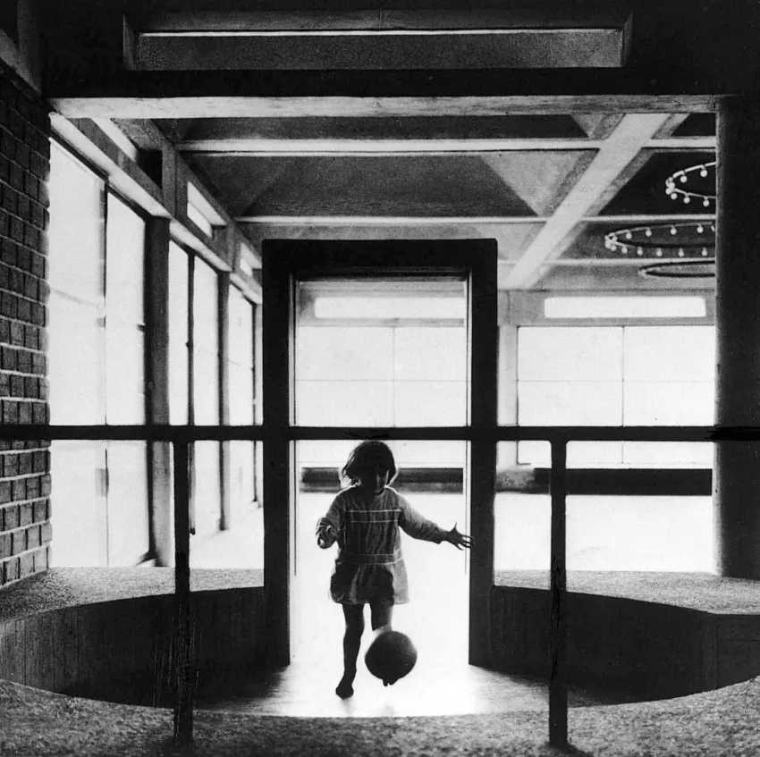 Amsterdam Orphanage / Aldo Van Eyck | Classics On Architecture Lab 5 Amsterdam orphanage / aldo van eyck | classics on architecture lab