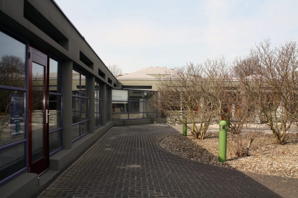 Amsterdam Orphanage / Aldo Van Eyck | Classics On Architecture Lab 31 Amsterdam orphanage / aldo van eyck | classics on architecture lab