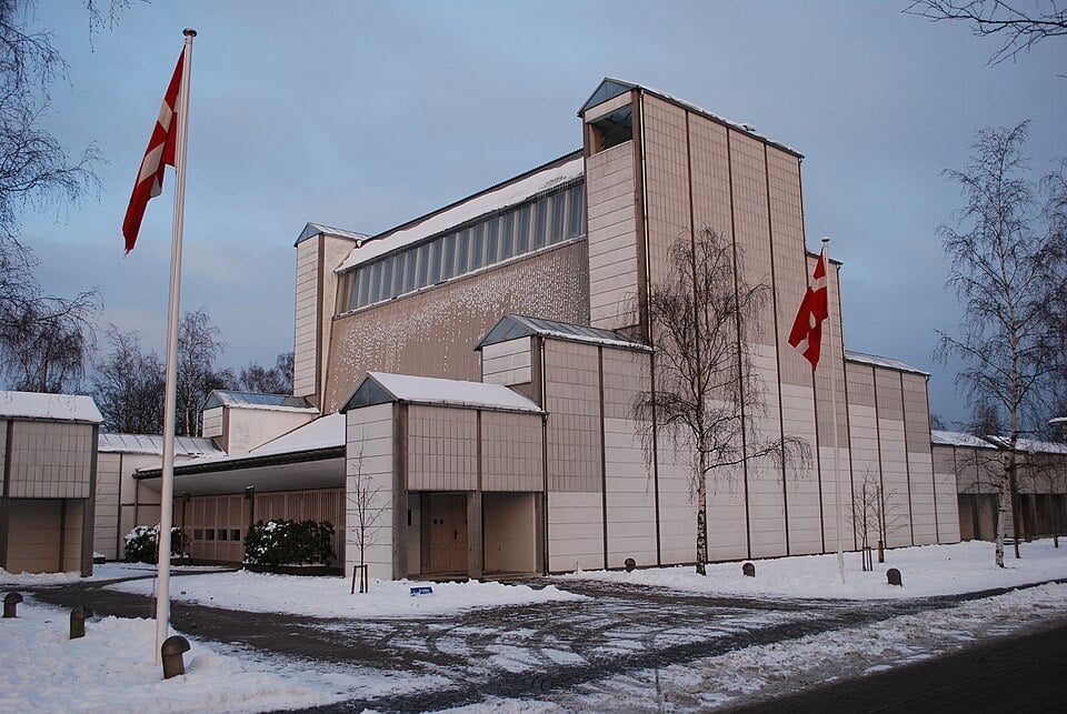 Bagsværd church / jørn utzon | classics on architecture lab