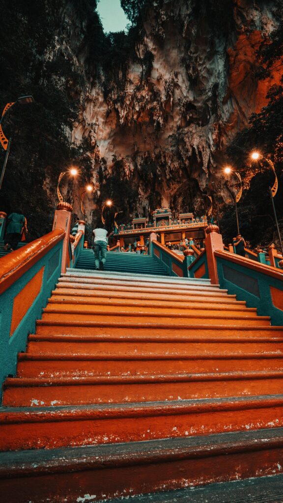 Izuddin helmi adnan em09 j2lbzs unsplash