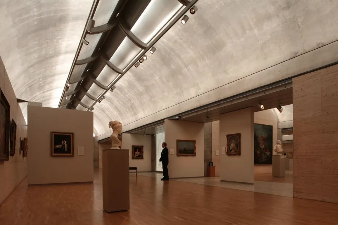 How Modern Architecture Made Light Its Most Powerful Material 2 Kimbell museum louis kahn space