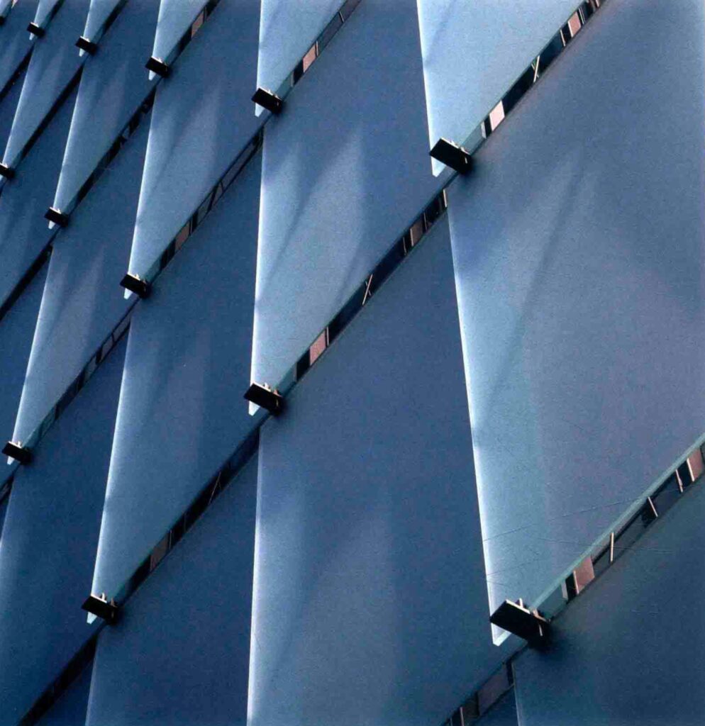 Kunsthaus bregenz / peter zumthor | classics on architecture lab